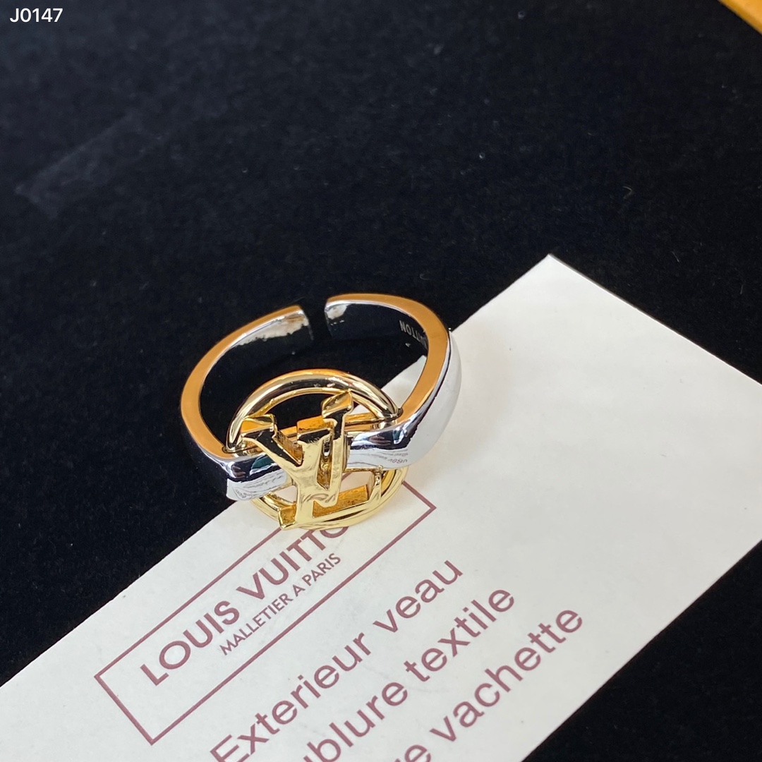 Louis Vuitton Adjustable Ring - DopestKickz