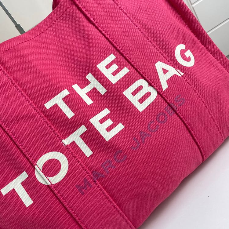 Marc Jacobs The MediumTraveler Tote Bag(41.5cm-12.5-35cm) - DopestKickz