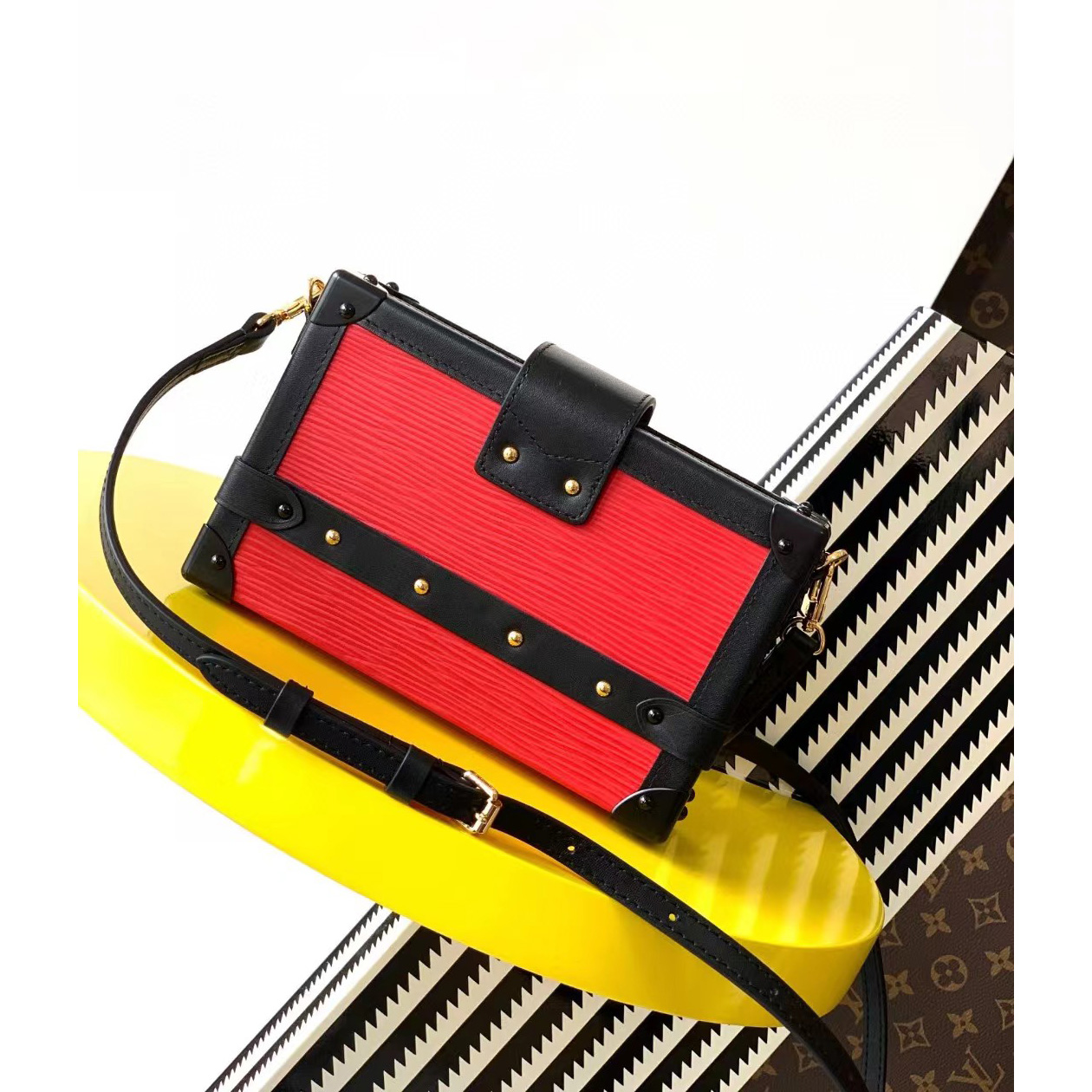 Louis Vuitton Petite Mamlle Bag （20-12-5cm） - DopestKickz