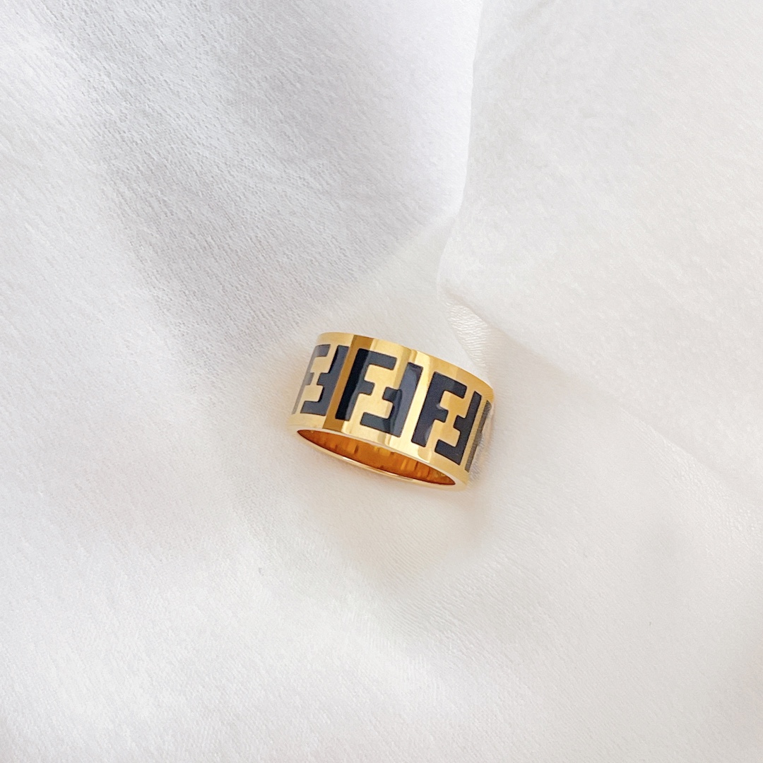 Fendi Ring - DopestKickz