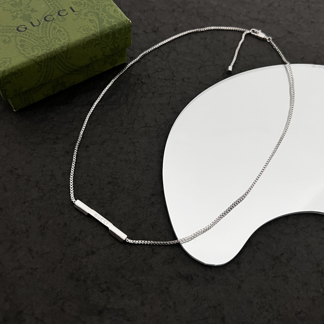 Gucci Link To Love Necklace With Diamonds - DopestKickz