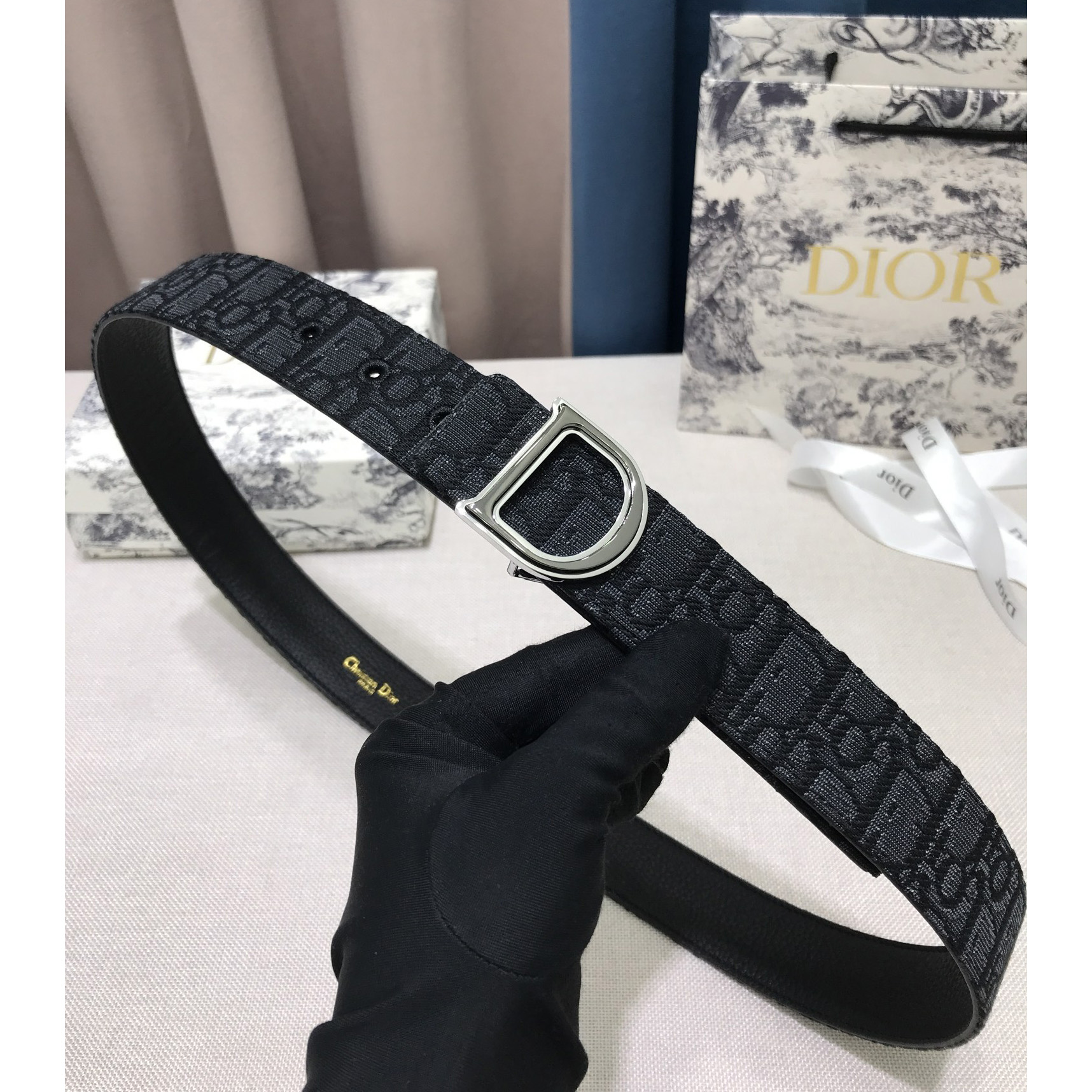 Dior Leather Belt With 'D' Buckle - DopestKickz