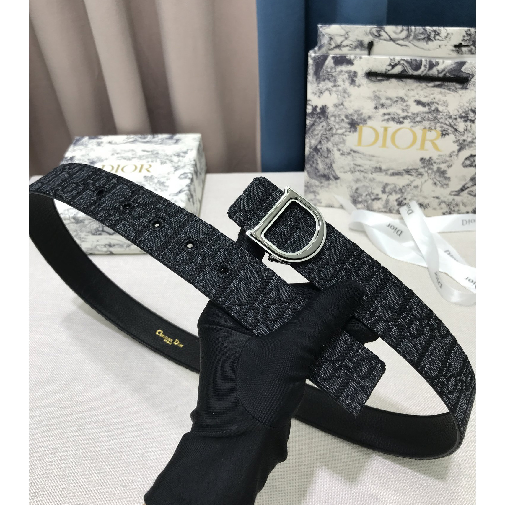 Dior Leather Belt With 'D' Buckle - DopestKickz
