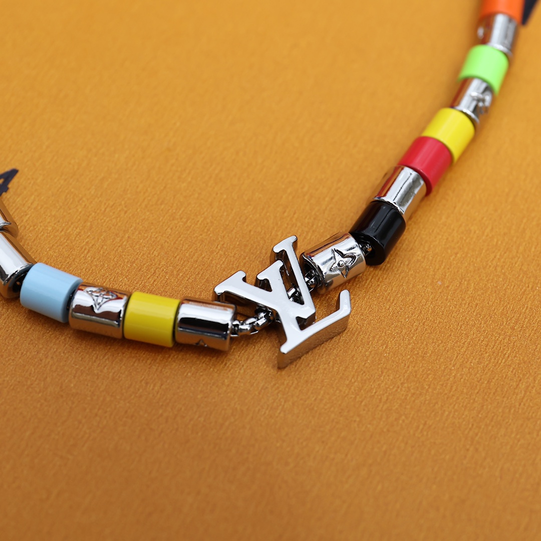 Louis Vuitton Paradise Necklace - DopestKickz