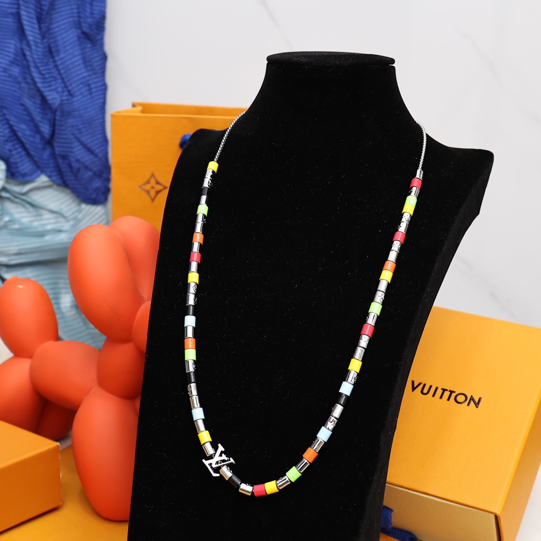 Louis Vuitton Paradise Necklace - DopestKickz