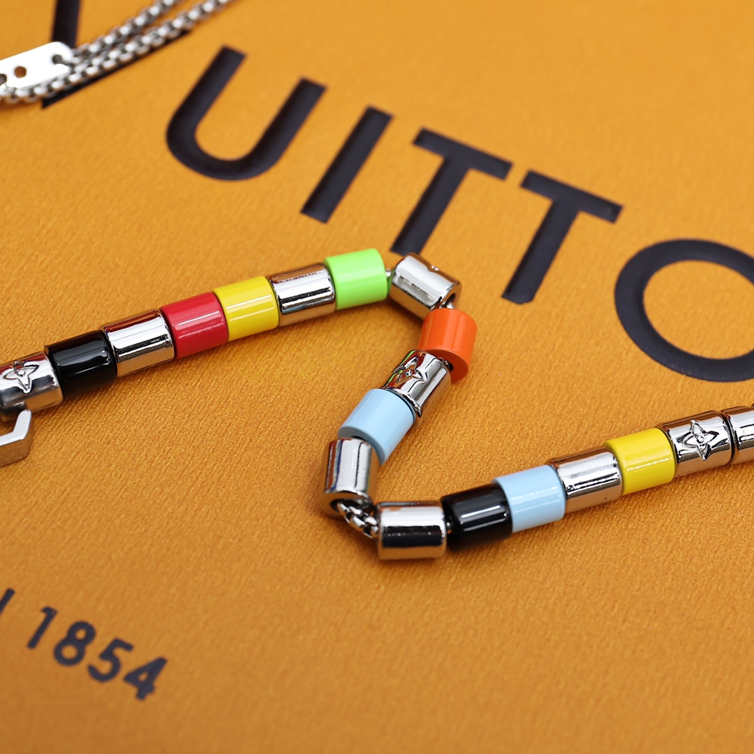 Louis Vuitton Paradise Necklace - DopestKickz