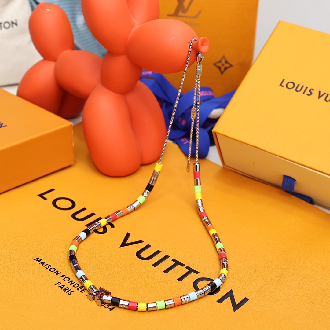 Louis Vuitton Paradise Necklace - DopestKickz