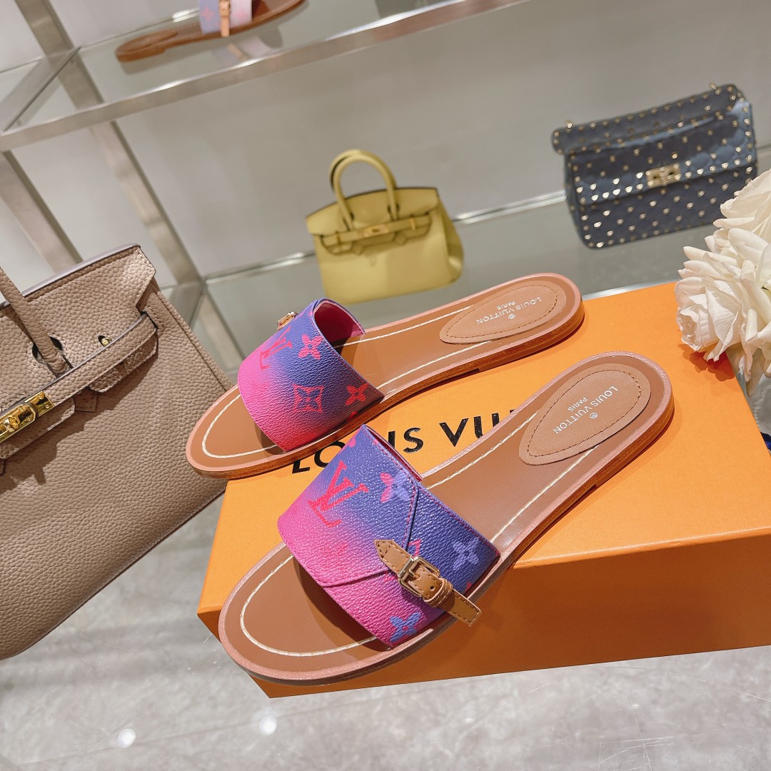 Louis Vuitton Lock It Flat Mule - DopestKickz