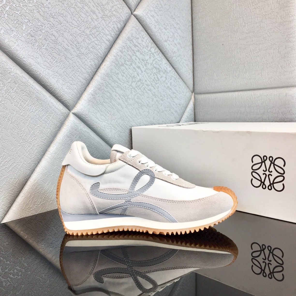 Loewe Flow Runner In Calfskin - DopestKickz