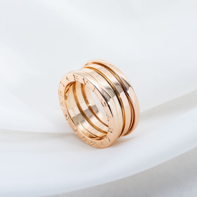 Bvlgari Ring - DopestKickz