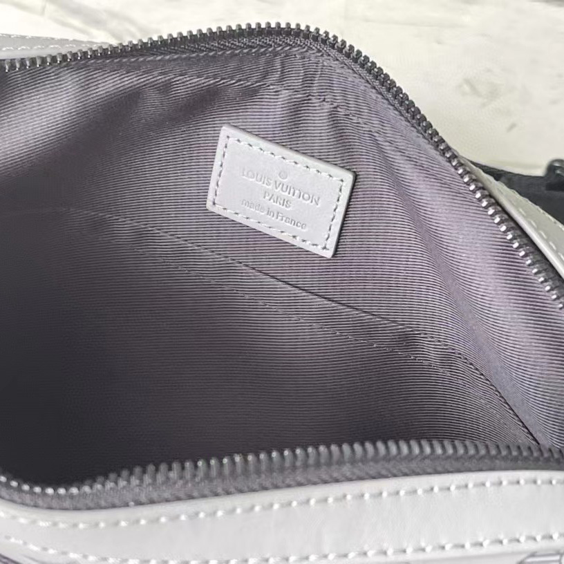 Louis Vuitton Duo Messenger(26-18.5-5cm)  m46104 - DopestKickz
