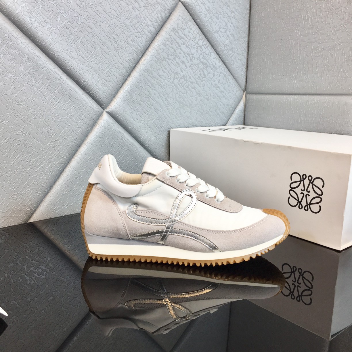 Loewe Flow Runner In Calfskin - DopestKickz