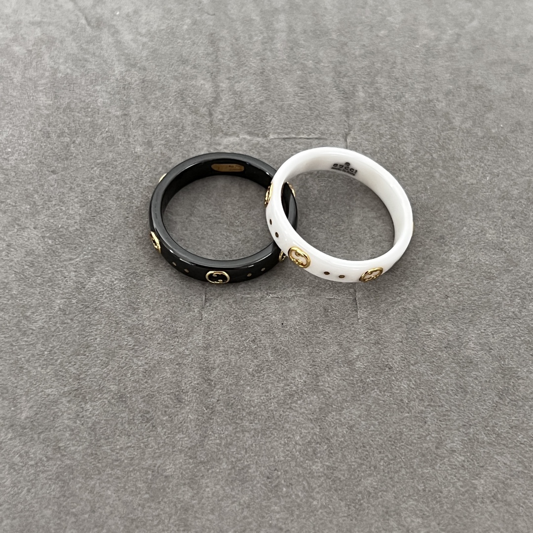 Gucci Icon Ring 18k With Interlocking G In White - DopestKickz