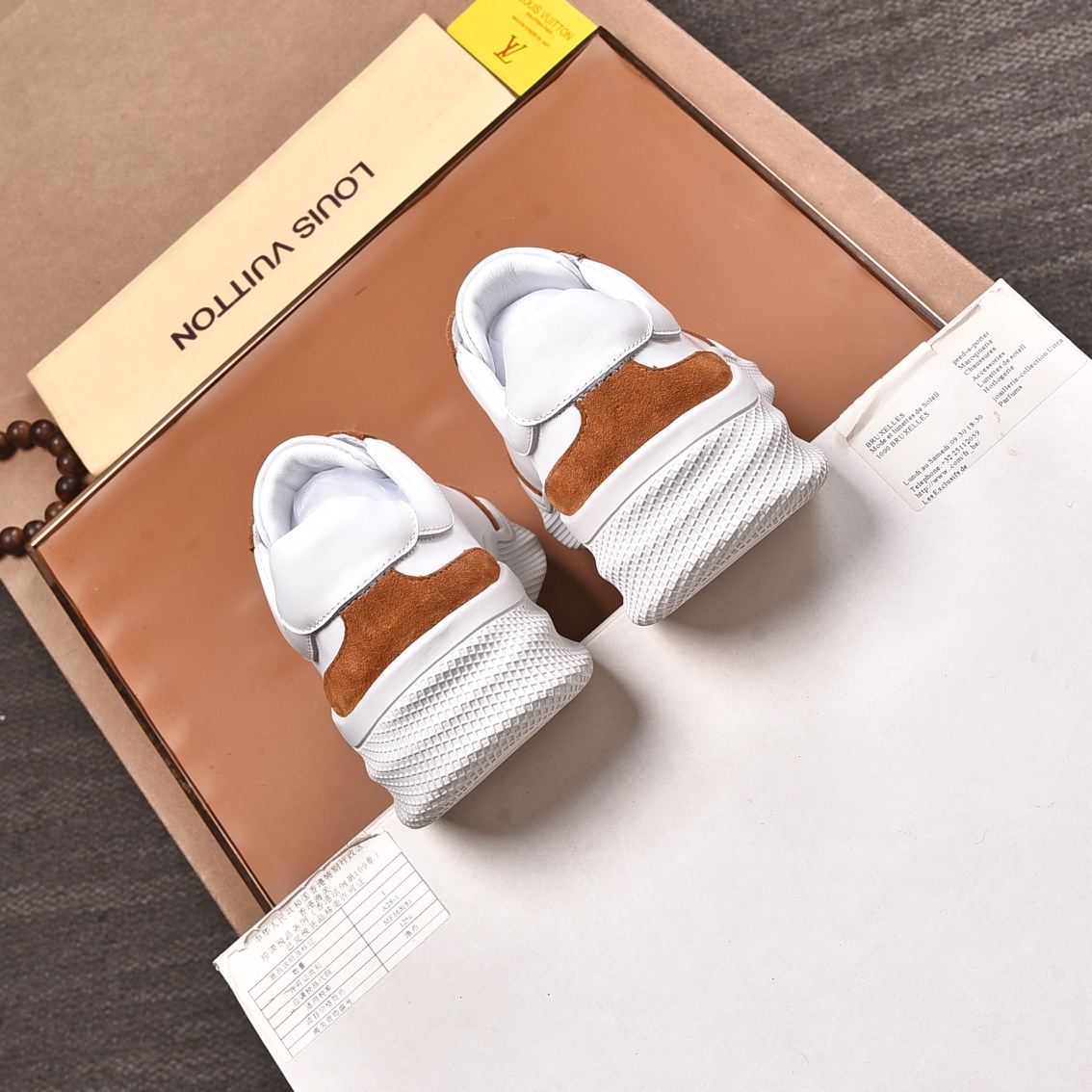 Louis Vuitton Men's Logo Sneaker - DopestKickz