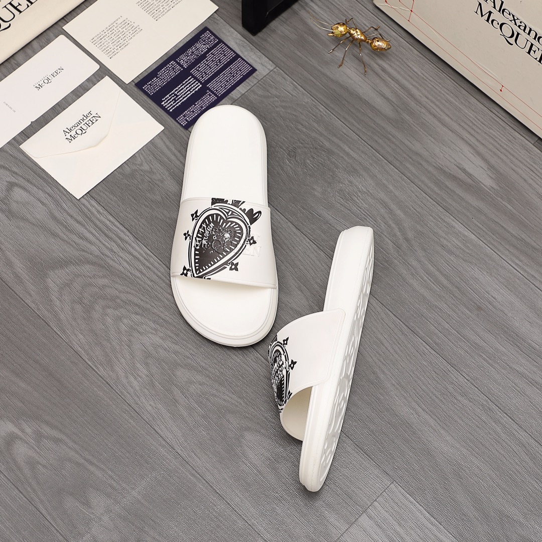Alexander Mqueen Logo Slipper - DopestKickz