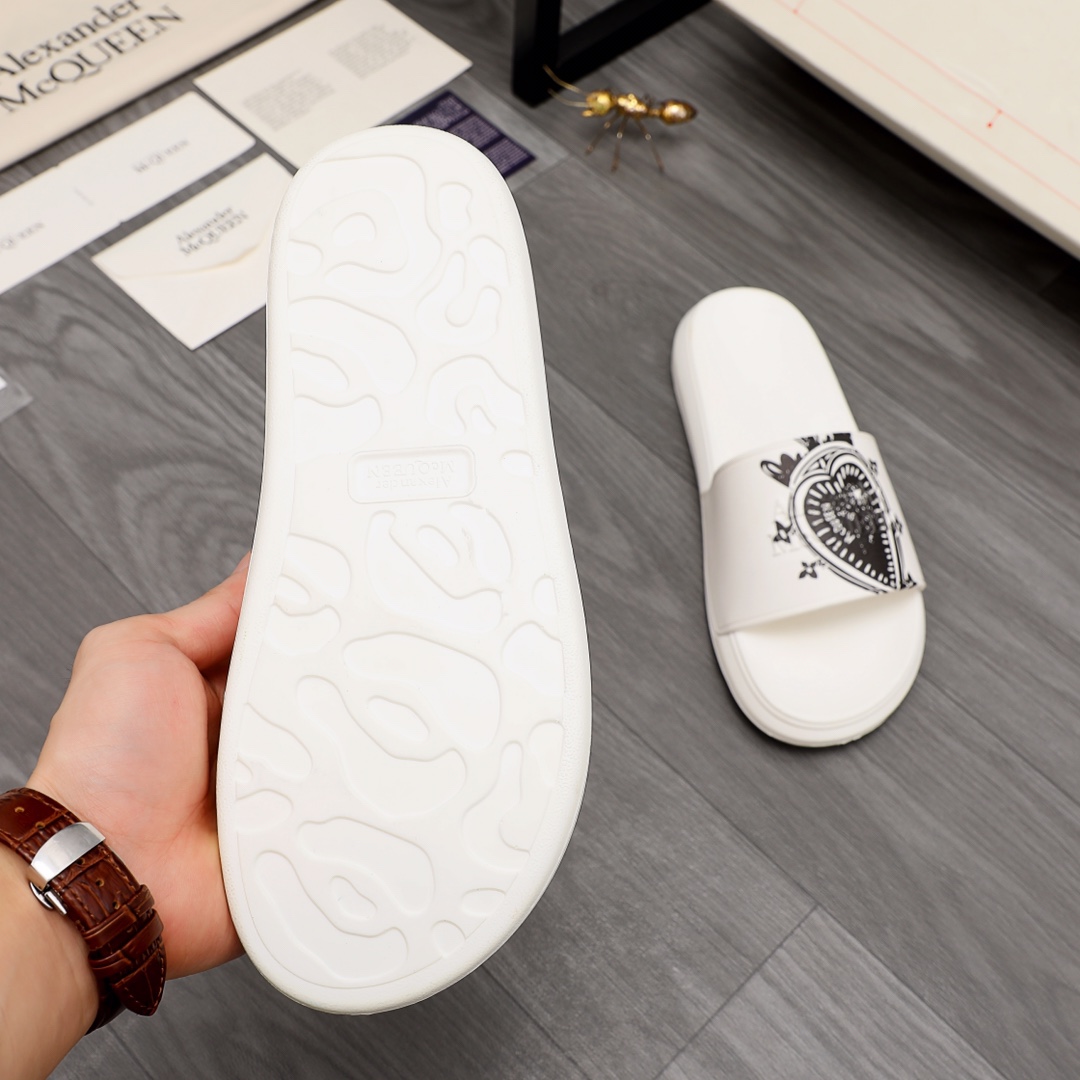 Alexander Mqueen Logo Slipper - DopestKickz