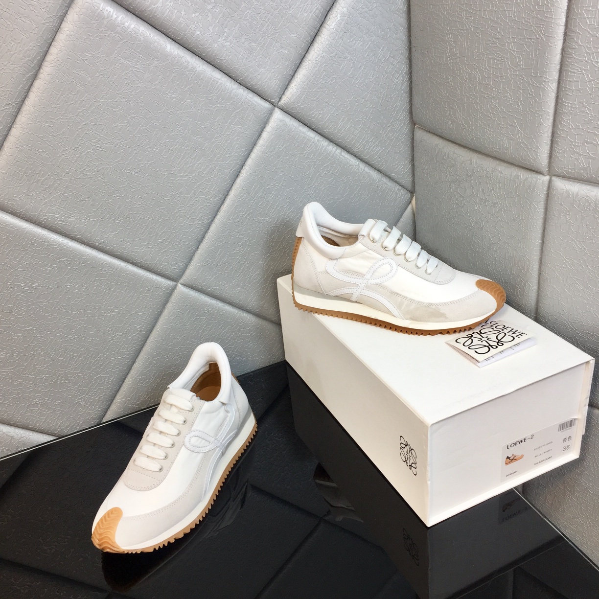 Loewe Flow Runner In Calfskin - DopestKickz