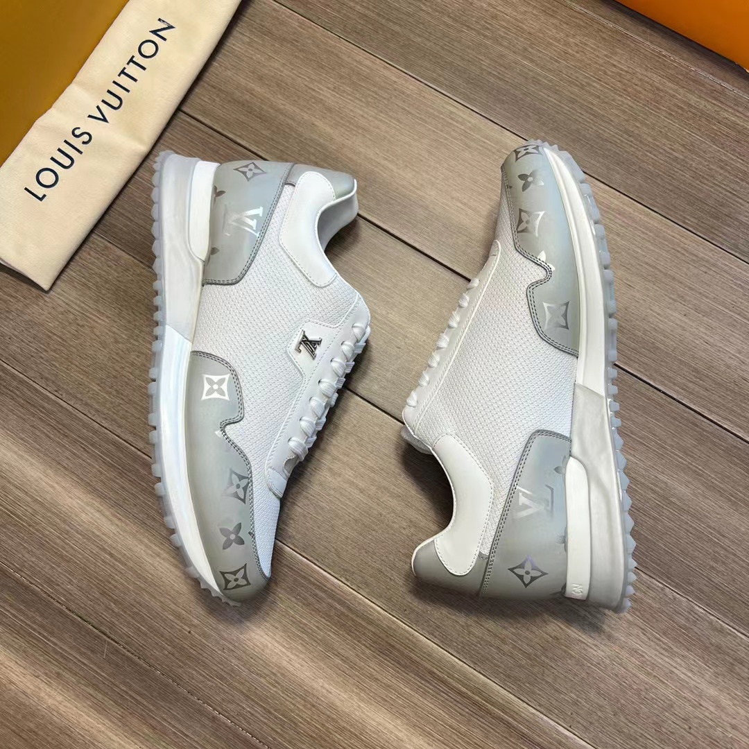 Louis Vuitton Logo Sneaker - DopestKickz