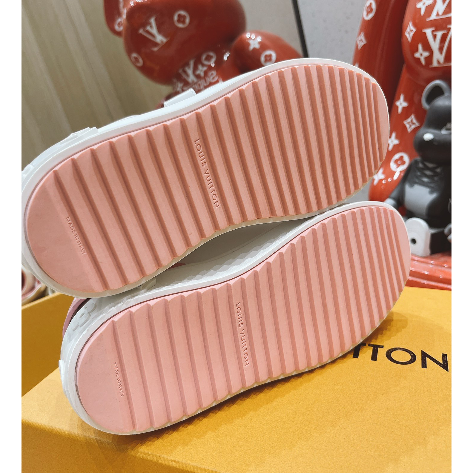 Louis Vuitton Logo Sneaker - DopestKickz