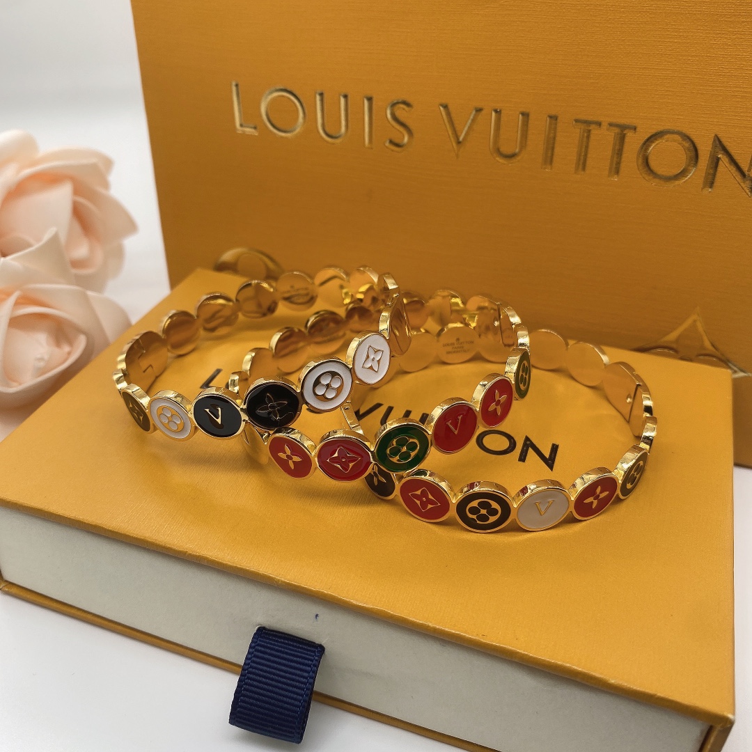 Louis Vuitton 'LV' Bracelet - DopestKickz