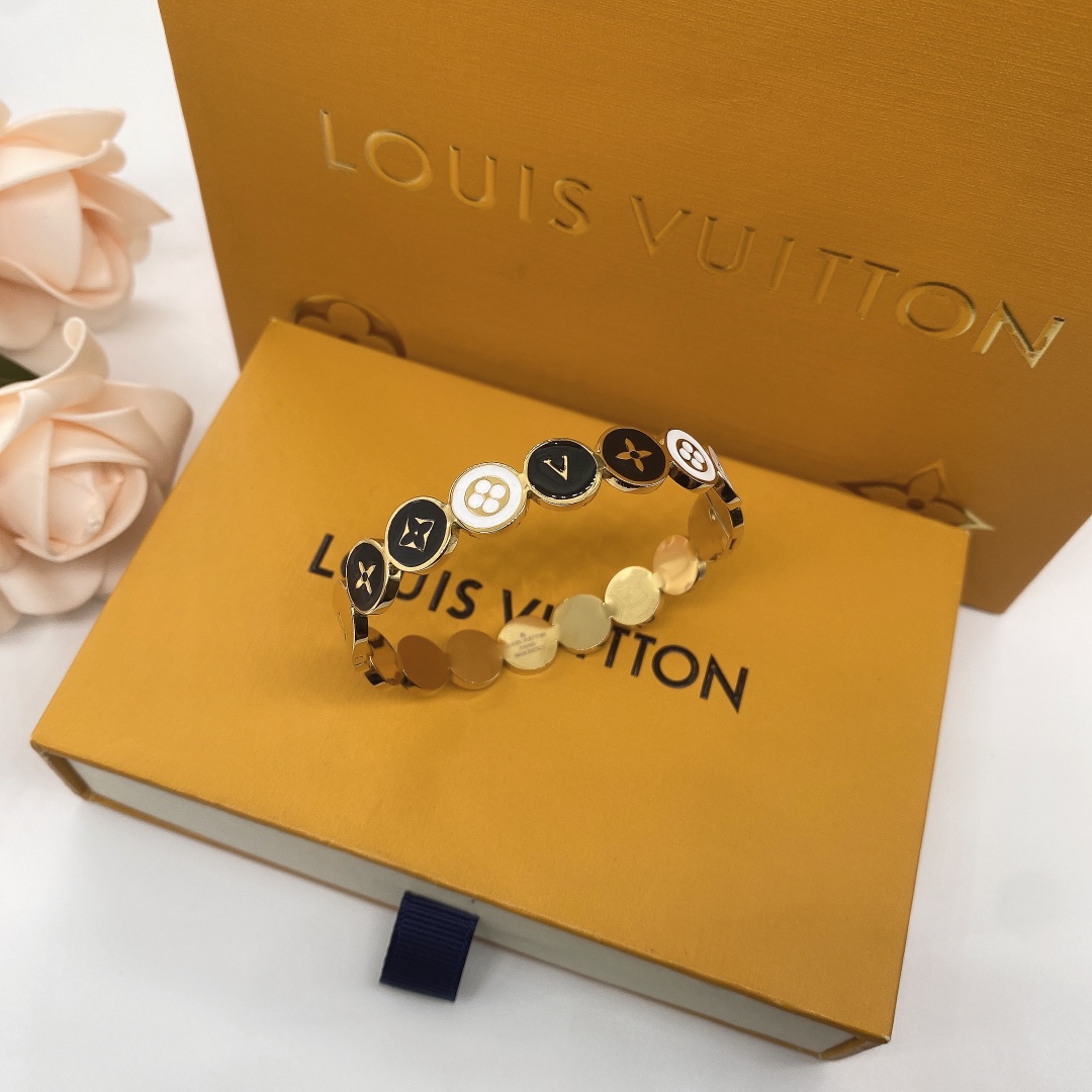 Louis Vuitton 'LV' Bracelet - DopestKickz