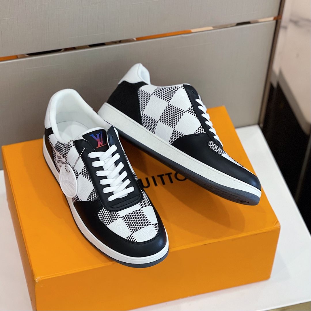 Louis Vuitton Men's Rivoli Sneaker - DopestKickz