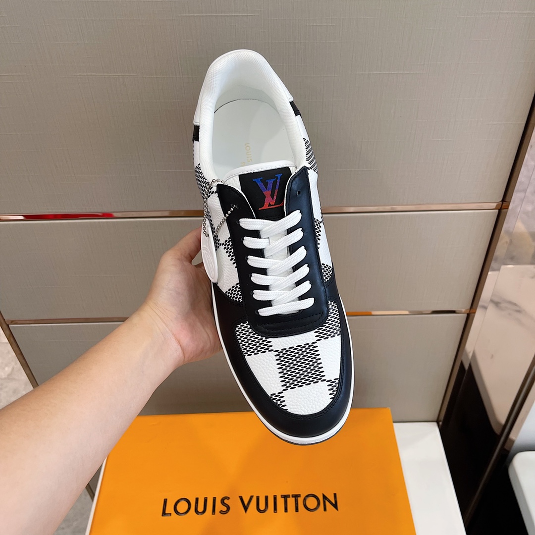 Louis Vuitton Men's Rivoli Sneaker - DopestKickz