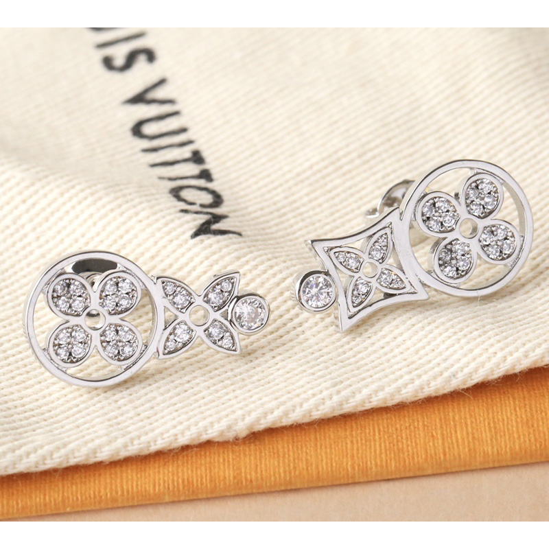 Louis Vuitton Idylle Blossom Studs - DopestKickz