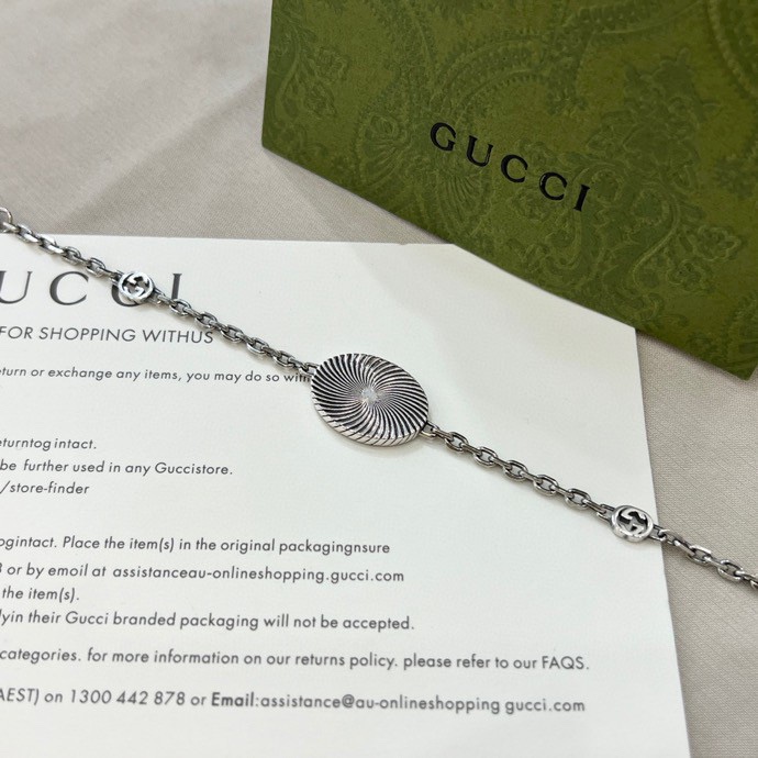 Gucci Double G Bracelet - DopestKickz