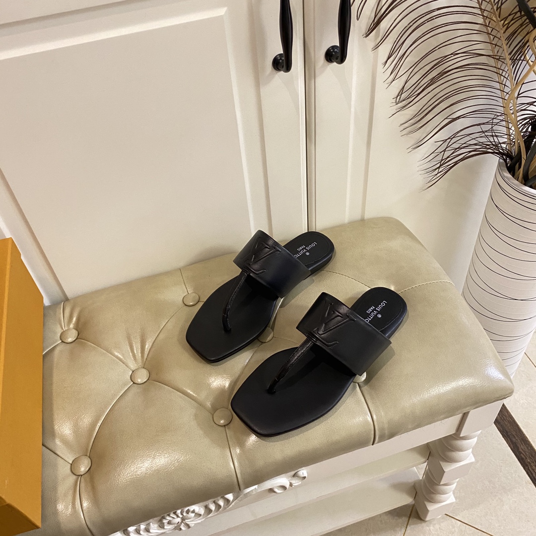 Louis Vuitton Drapy Flat Thong In Black     1AAB4E - DopestKickz