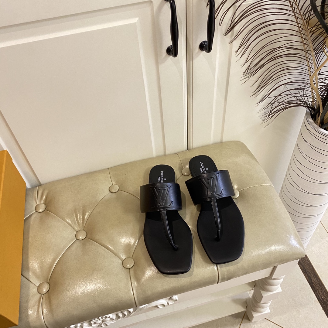 Louis Vuitton Drapy Flat Thong In Black     1AAB4E - DopestKickz