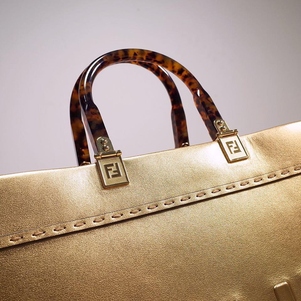 Fendi Sunshine Medium Shopper Bag In Gold Laminated Leather (35-31-17cm)  8BH386 - DopestKickz