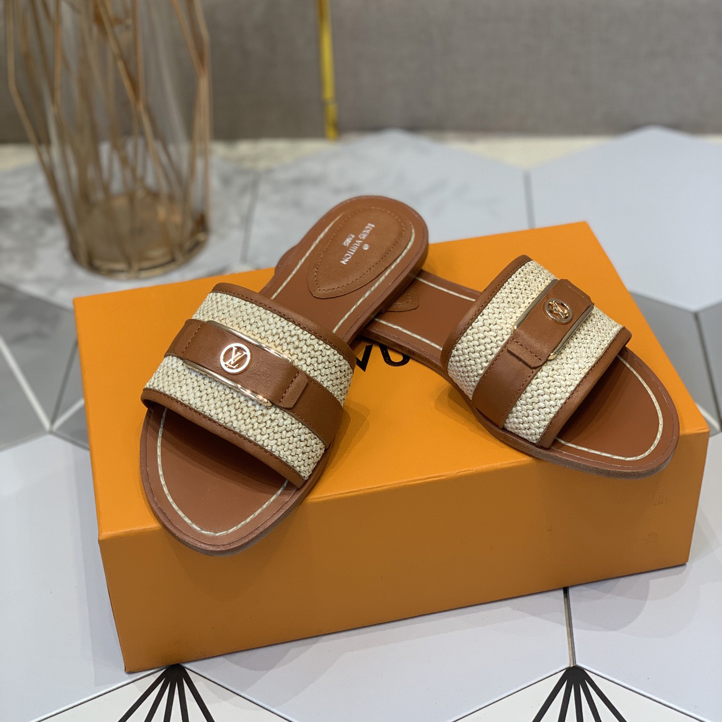 Louis Vuitton Lock It Flat Mule   1AA1A6 - DopestKickz