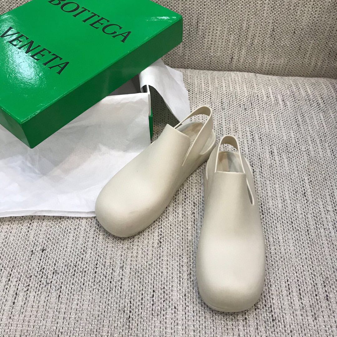Bottega Veneta Puddle - DopestKickz