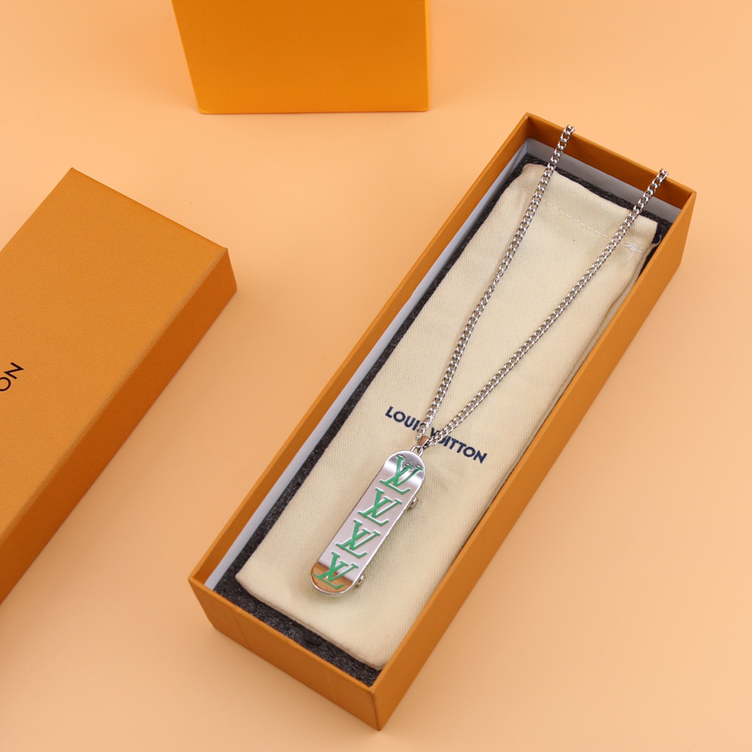 Louis Vuitton LV Skateboard Pendant   MP3277 - DopestKickz