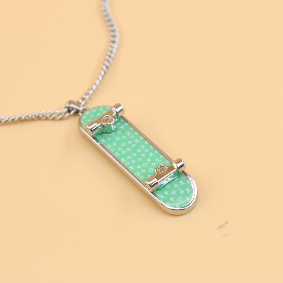 Louis Vuitton LV Skateboard Pendant   MP3277 - DopestKickz