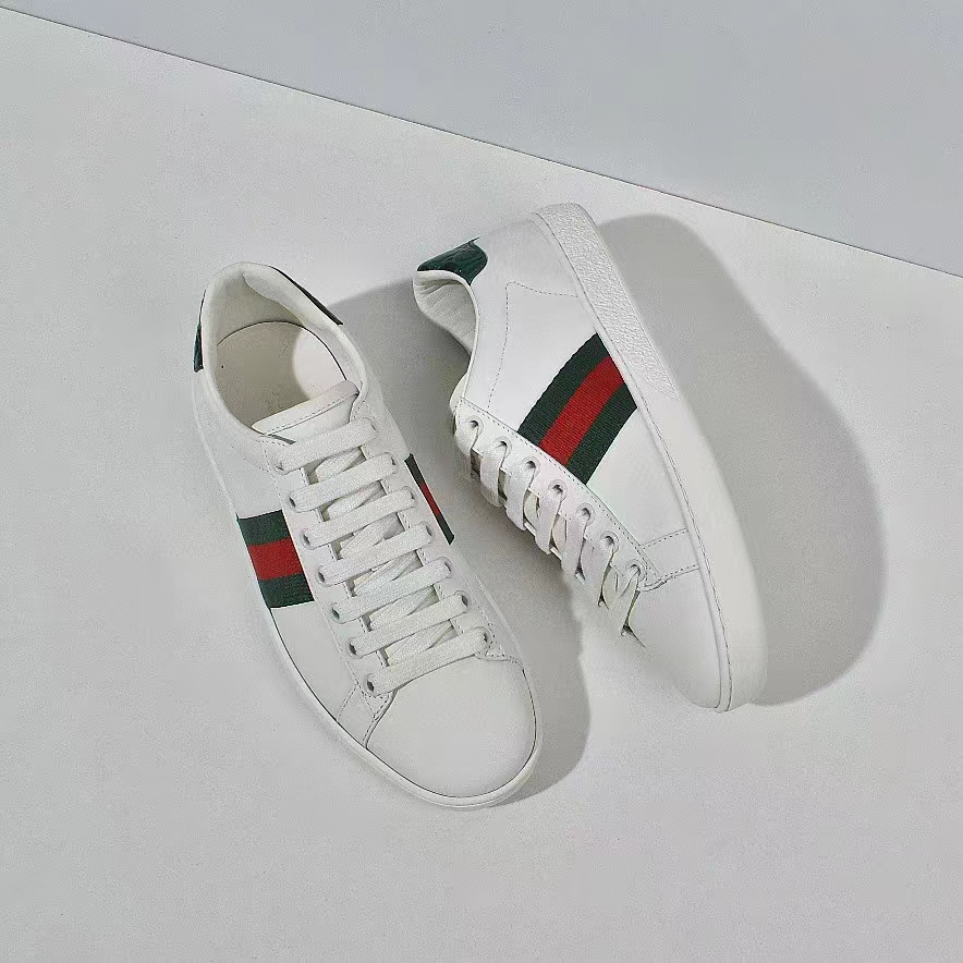 Gucci Logo Sneaker - DopestKickz