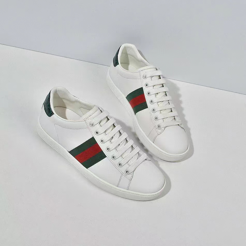 Gucci Logo Sneaker - DopestKickz