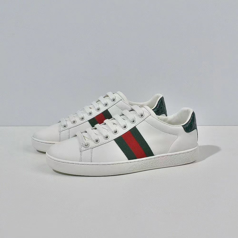 Gucci Logo Sneaker - DopestKickz