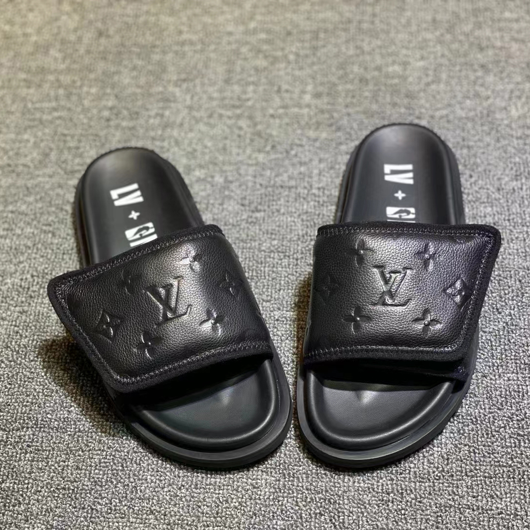 Louis Vuitton Pool Pillow Comfort Mules - DopestKickz