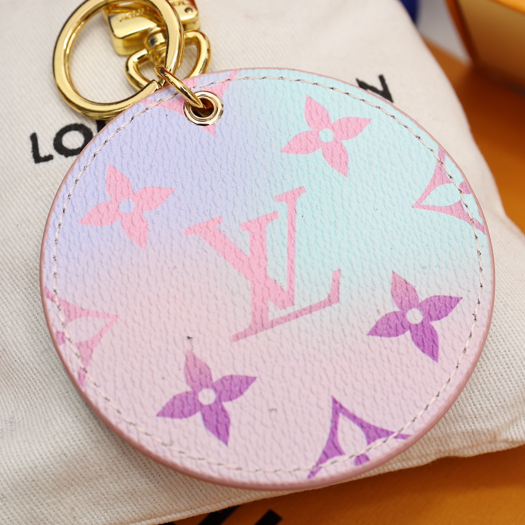 Louis Vuitton Illustre Bag Charm And Key Holder   M00666 - DopestKickz