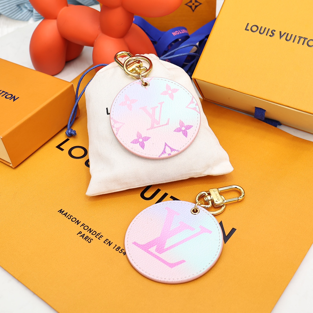 Louis Vuitton Illustre Bag Charm And Key Holder   M00666 - DopestKickz