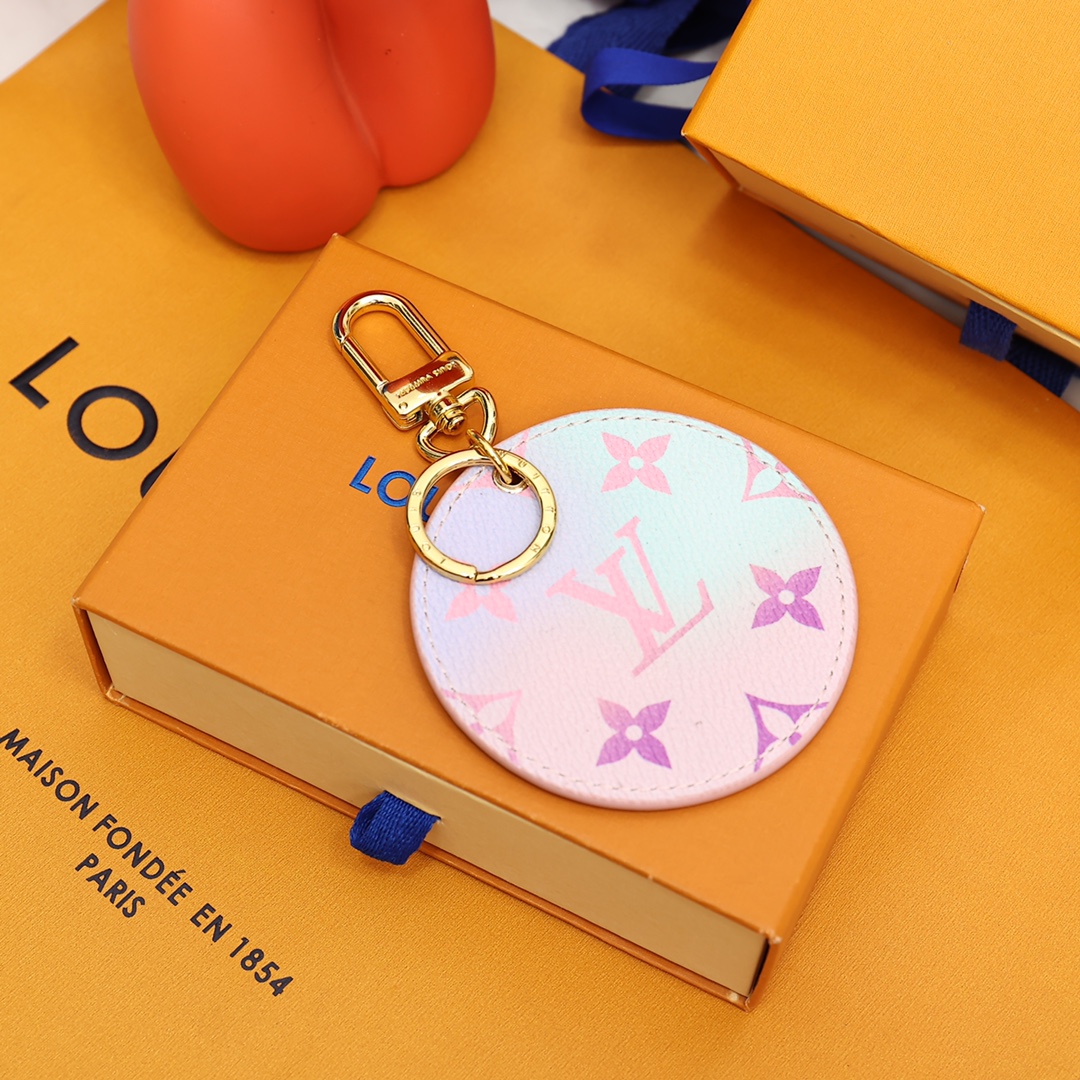 Louis Vuitton Illustre Bag Charm And Key Holder   M00666 - DopestKickz