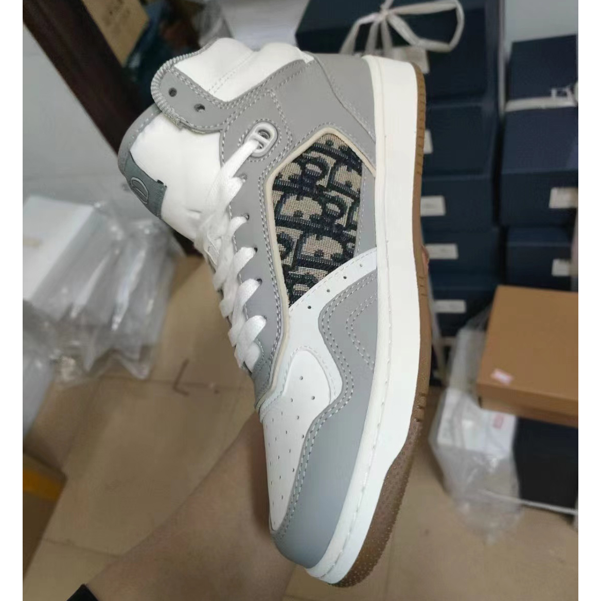 Dior B27 Hight-Top Sneaker  - DopestKickz