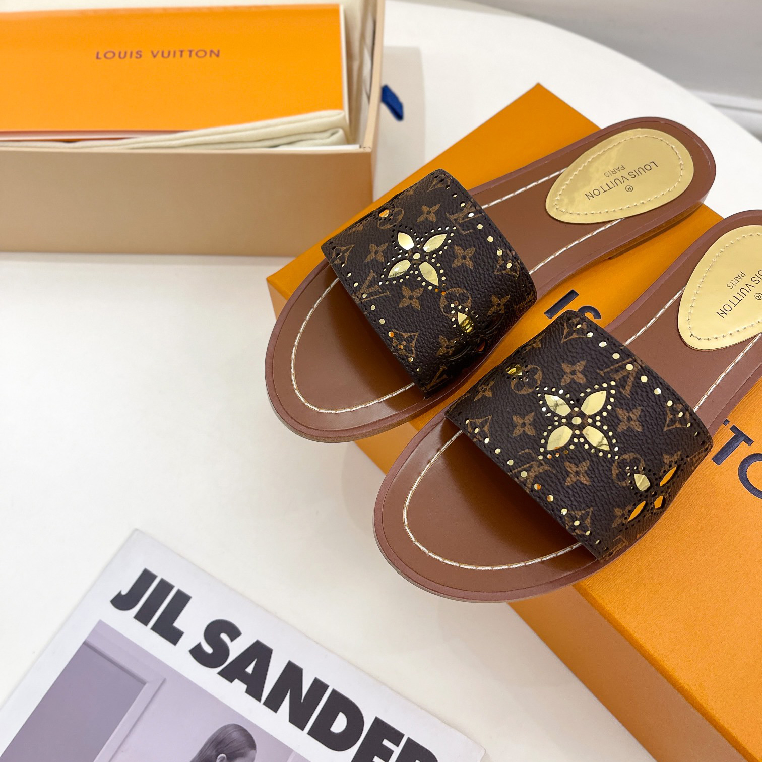 Louis Vuitton Lock It Flat Mule   1A9RC5 - DopestKickz