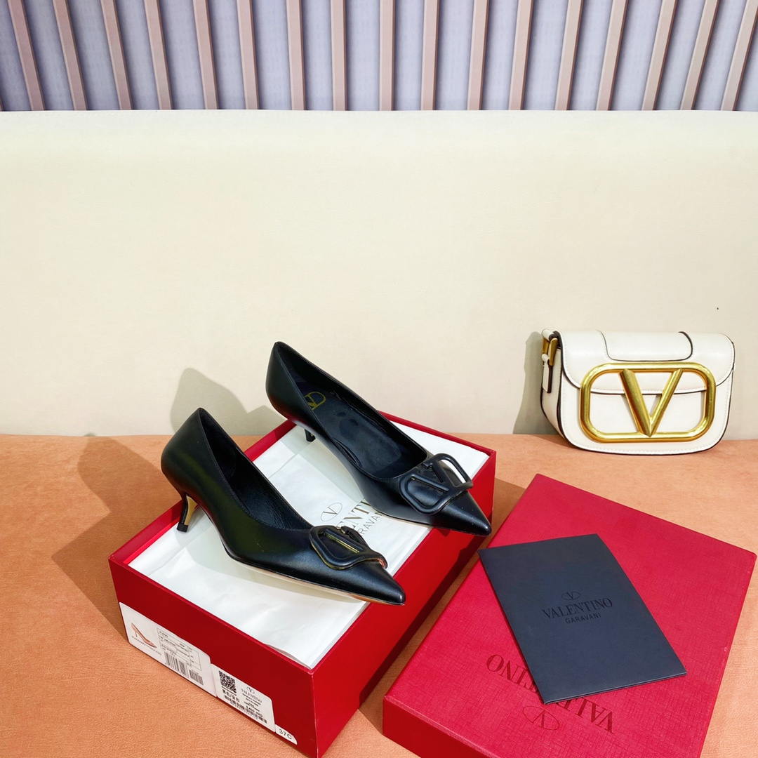 Valenti Vlogo Signature Calfskin Pump - DopestKickz