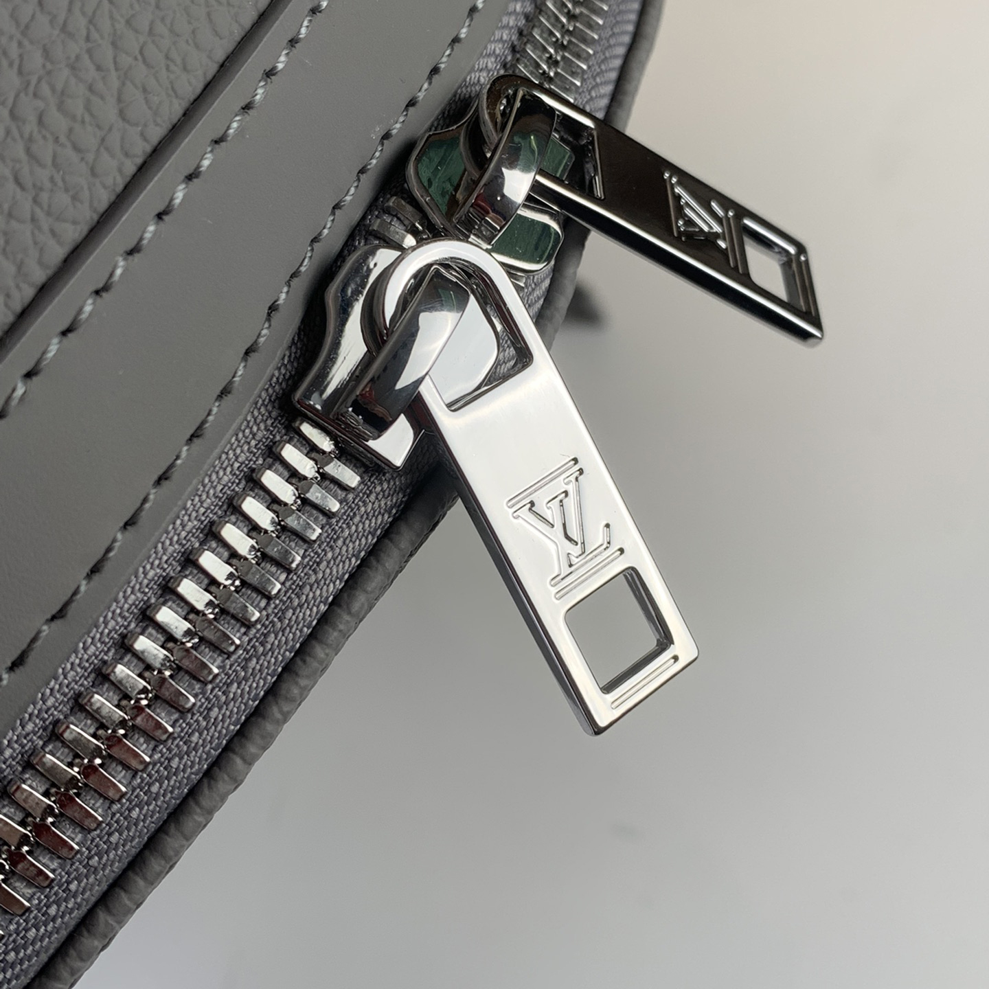 Louis Vuitton New Backpack(43-30-14cm)      M59325 - DopestKickz