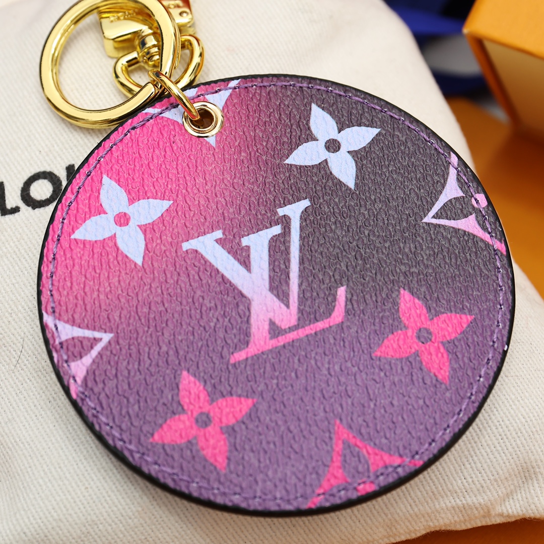 Louis Vuitton Illustre Bag Charm And Key Holder   M00665 - DopestKickz