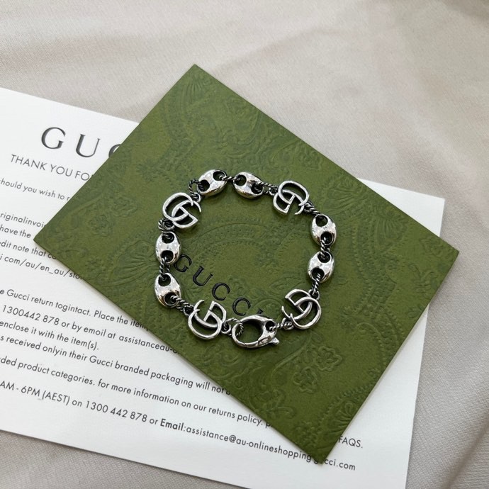 Gucci Double G Bracelet - DopestKickz