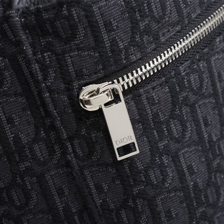 Dior Oblique Backpack(30-42-15cm) - DopestKickz